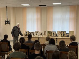 Літаратурны клуб “Ветліца” праводзіць Лірычныя вечары ў Тэхналагічным “Радкі ад сэрца” (прысвячаецца 80-годдзю Перамогі)